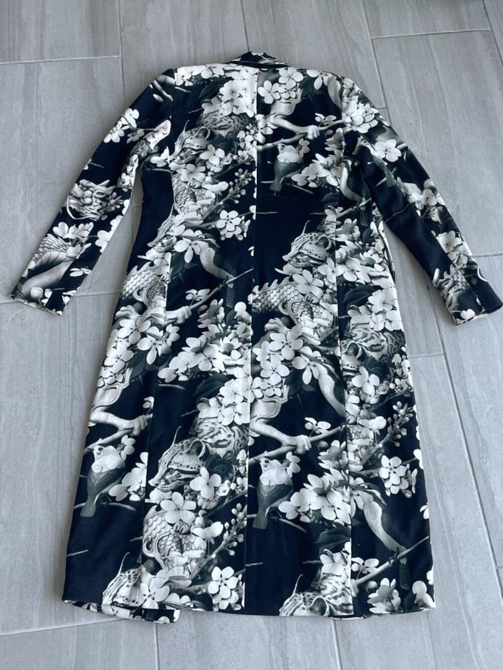 Printed coat - Picture 3 of 8